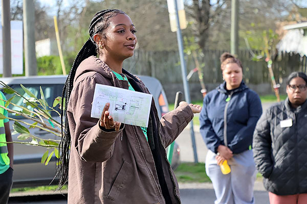 Student Kaylin Hughes speaks during the MLK Day of Service event.