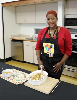 Teresa Henson cooking demo