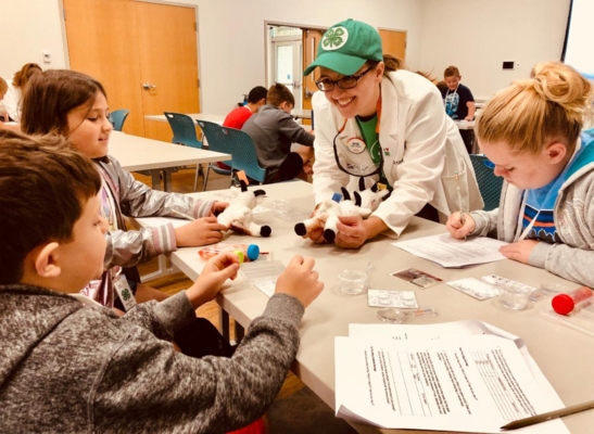 Dr. Chantel Wilson, Extension specialist and 4-H STEAM educator with the Virginia Cooperative Extension (VCE) at Virginia State University helping students.