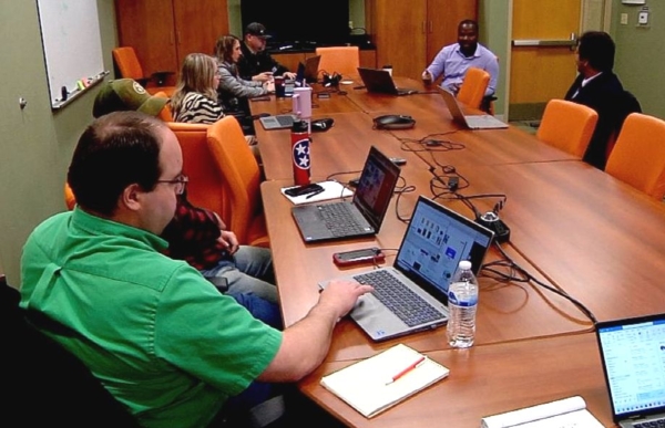 Dr. Abdelaziz Lawani leads a class of participants.